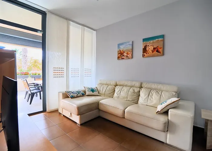 Apartamento Amplio. Vistas A La Playa